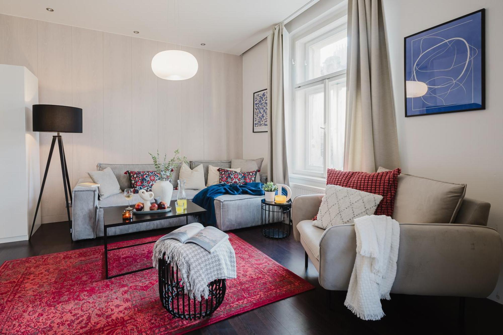Апартаменти Days - Stylish - Netflix - Hip District Прага